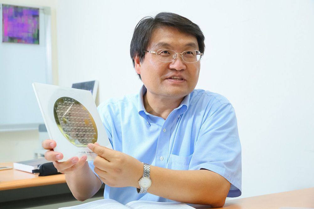 Image1:Distinguished Professor Yao-Wen Chang, Dean of the College of Electrical Engineering and Computer Science, was elevated as a 2020 ACM Fellow by the Association for Computing Machinery.
