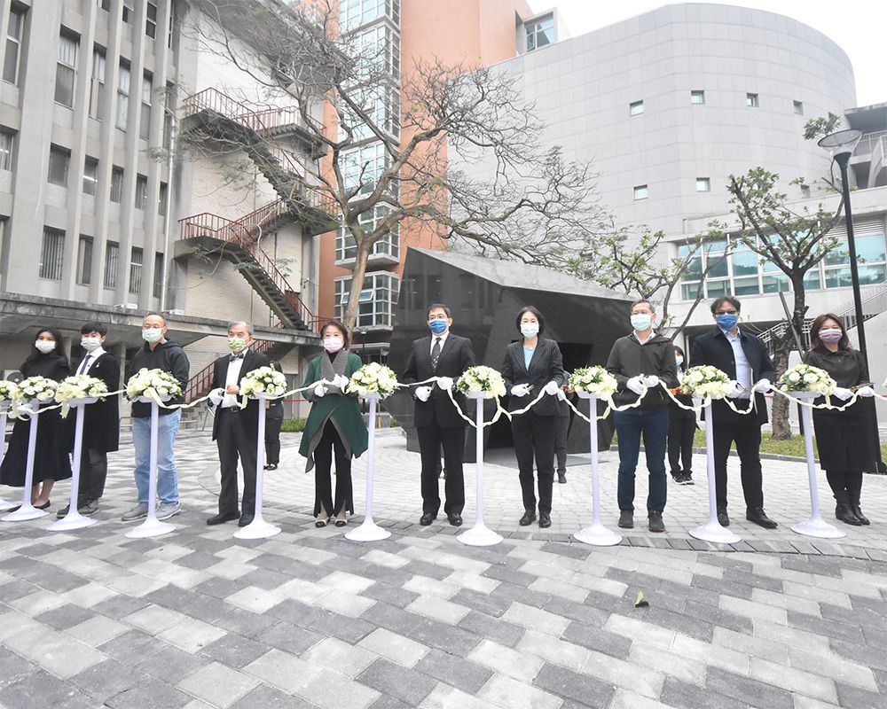 National Taiwan University Holds Opening Ceremony for Dr. Chen Wen-chen Incident Memorial Square-封面圖