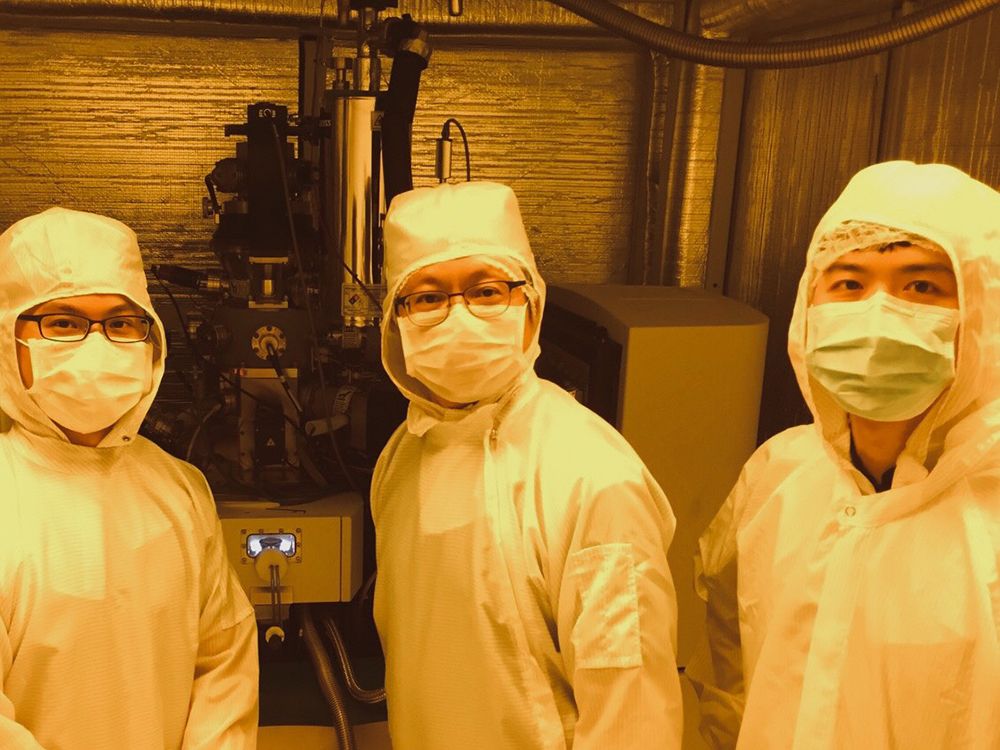 Image2:Research team and the helium-ion beam lithography system (left to right: Dr. Ang-Sheng Chou, Prof. Chih-I Wu, Dr. Pin-Chun Shen).