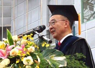 Professor Su-Chien